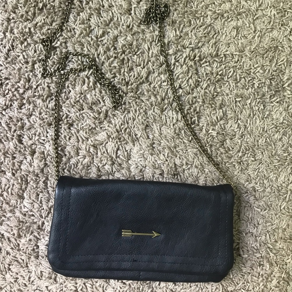 Crossover purse